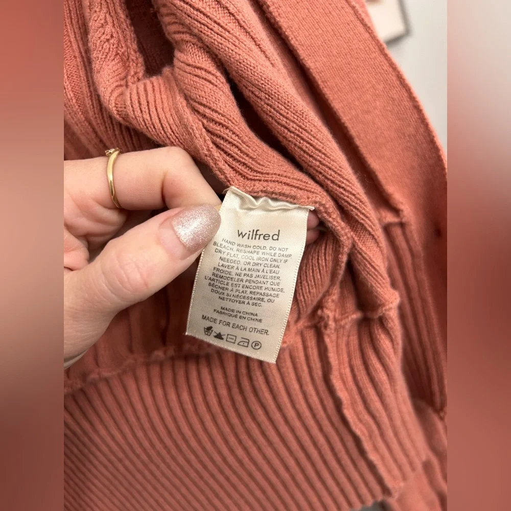 Aritzia Wilfred Plunge Front Cardigan • Size Large - Picture 7 of 10